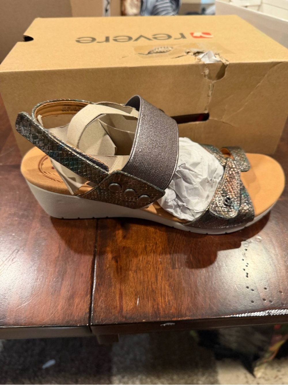 Revere Woman’s Tahiti Slingback Wedge Sandals Peacock Python Print Leather 9 M